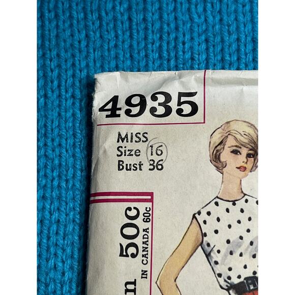 Butterick Sewing Pattern 4935 Blouse short no sleeve 1960s size 16 - Picture 2 of 5